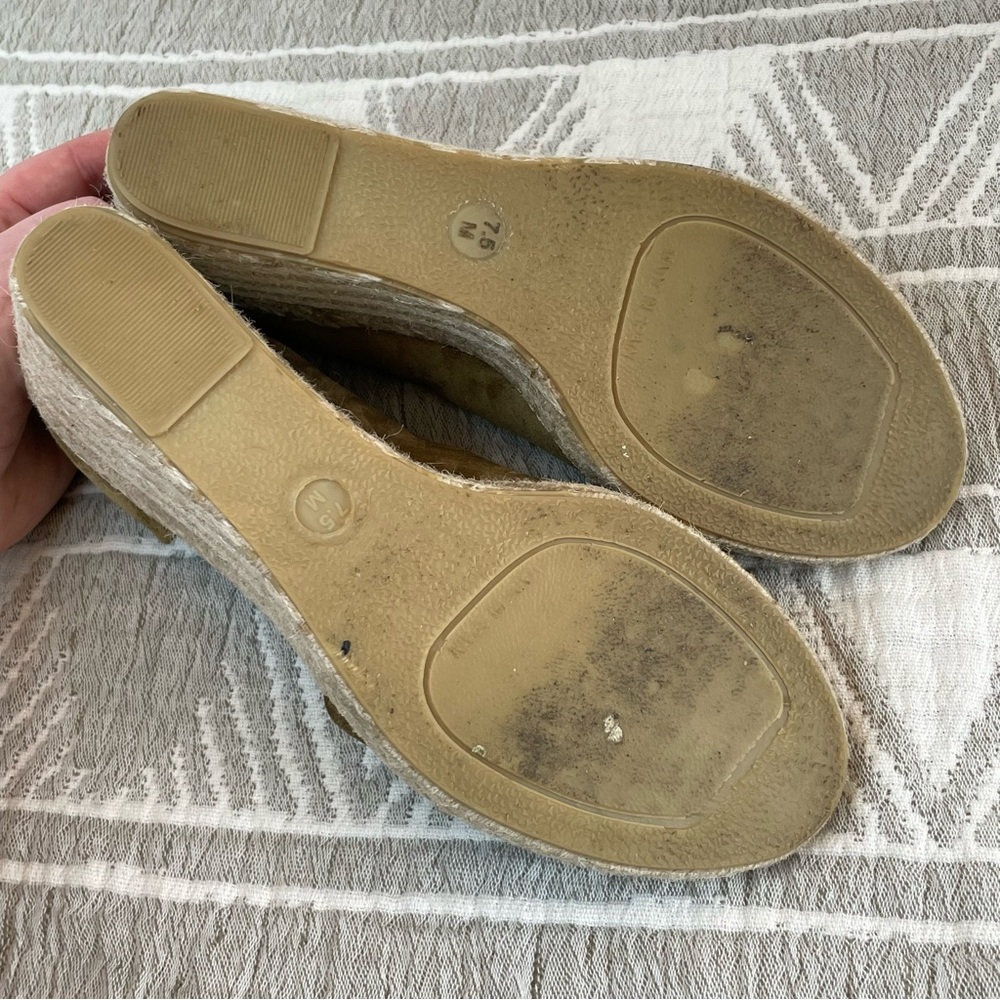 Vince Sonora Brown/Tan Suede Wedge Sandals 7.5 - Picture 8 of 8